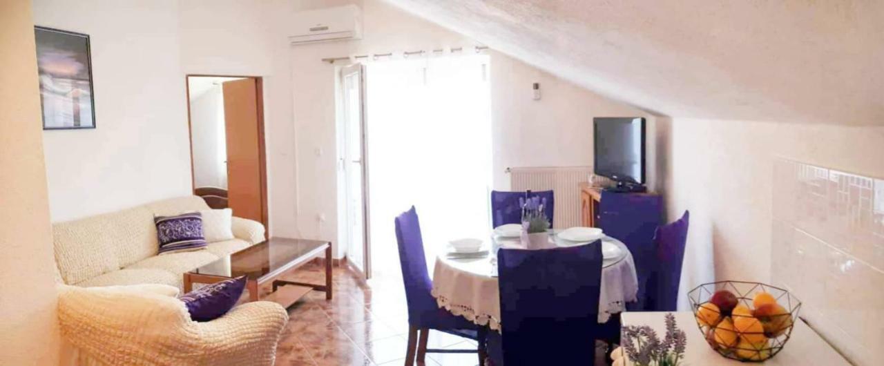 Apartments Nevistic Tribalj  ภายนอก รูปภาพ